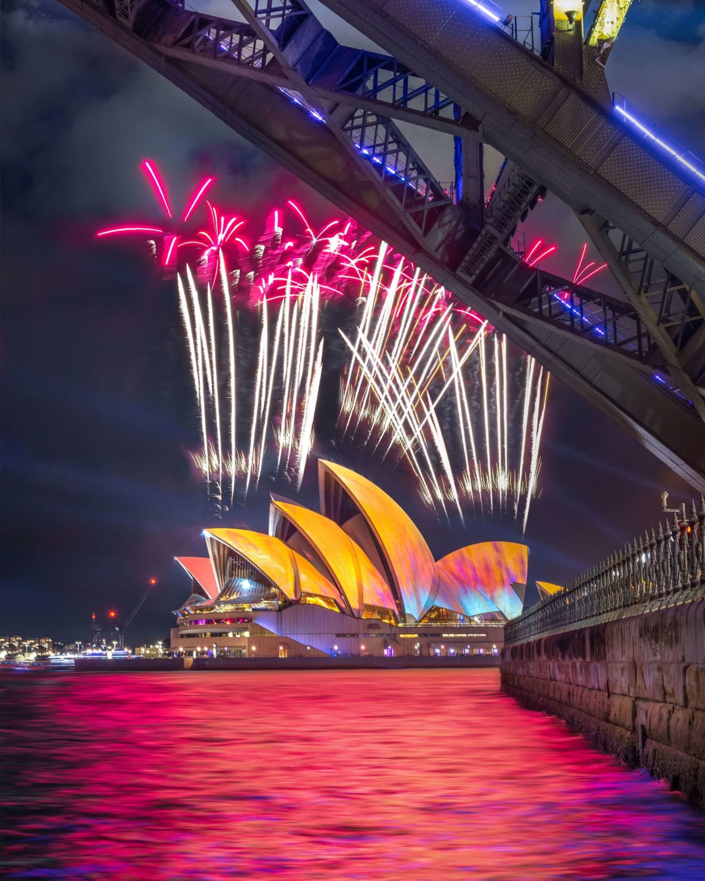 Australia knows how to put on a show. Let's start planning your adventure Down Under. #seeaustralia @Australia
Image Credit: Tourism Australia