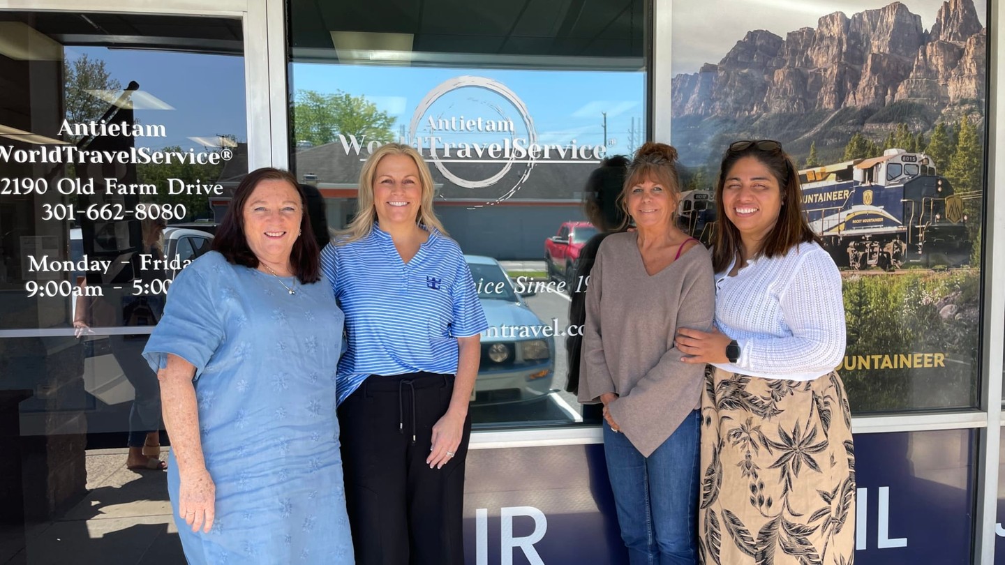 Big smiles in our Frederick office today! 🎉
A huge thank you to Kelley Winner from Royal Caribbean for stopping by and treating our team to a festive lunch in honor of Travel Agent Appreciation Month. 🌴🚢
We’re grateful for amazing partners who help us celebrate the incredible work our agents do every day! 💙 #TravelAgentAppreciationMonth #Grateful #TravelPartners
