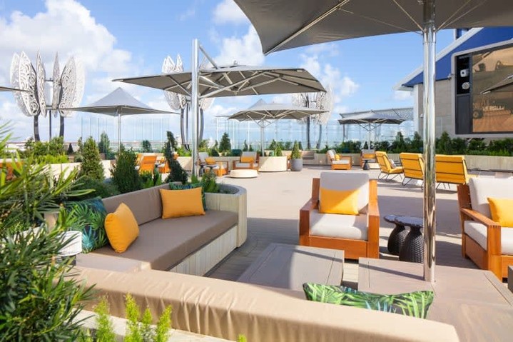 🌿✨ Welcome to the Rooftop Garden aboard the Celebrity Ascent! This luxurious outdoor space is perfect for lounging in comfortable chairs under the shade of umbrellas, enjoying stunning architectural views, and catching a movie on the big screen. The Rooftop Garden offers an idyllic setting for unforgettable moments. 🌞🌊
Ready to elevate your cruise experience? Contact me today to book your getaway and enjoy the beauty of the Rooftop Garden! 📞
#celebrityascent #bookcelebritycruises #celebritycruises
