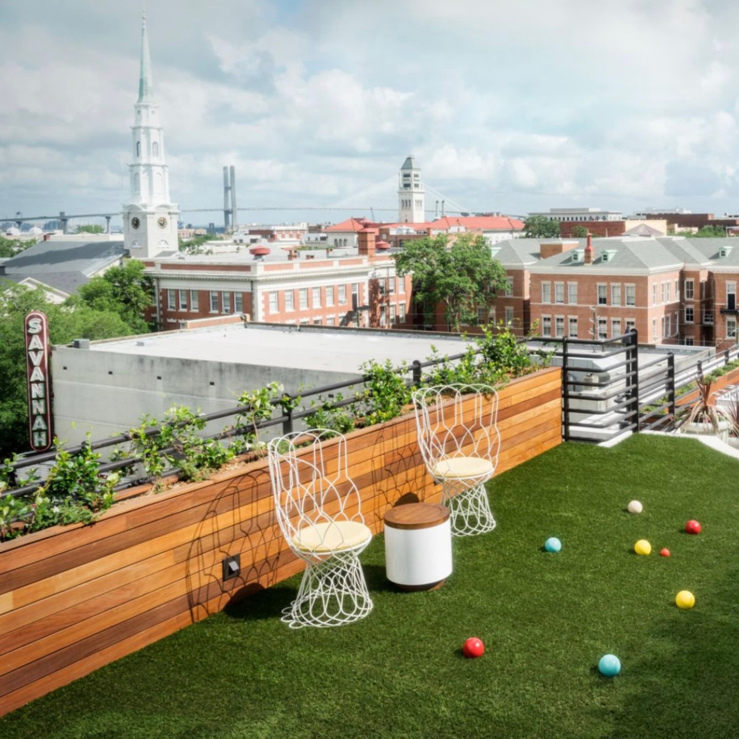 Ready for an upscale adventure to remember? Savannah offers a blend of historic elegance and vibrant luxury, perfect for your next trip. Learn more about Savannah's luxury side here: https://visitsavannah.com/article/luxury-savannah-first-time-guide. Call today to start planning: (800) 526-1412