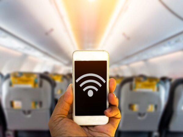 Why More Airlines Should Embrace Free WiFi